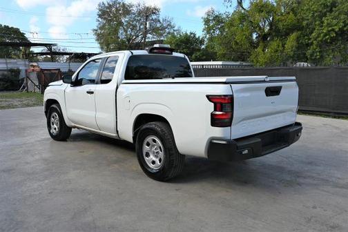 2024 Nissan Frontier S