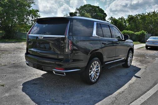 2022 Cadillac Escalade Premium Luxury
