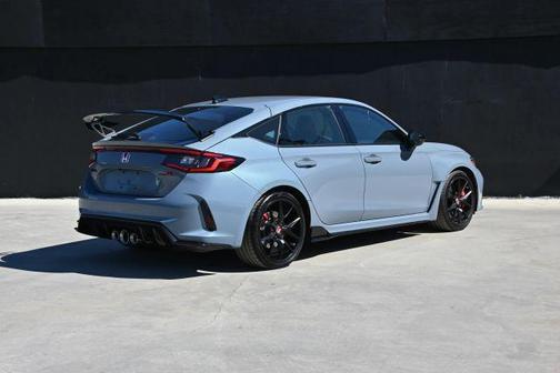 2024 Honda Civic Type R Base