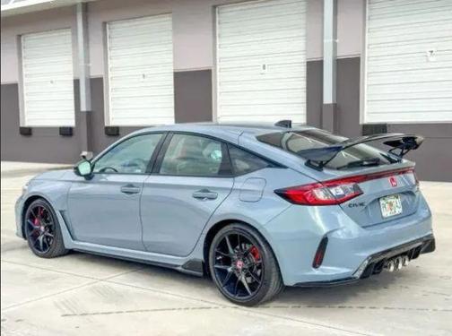 2024 Honda Civic Type R Base