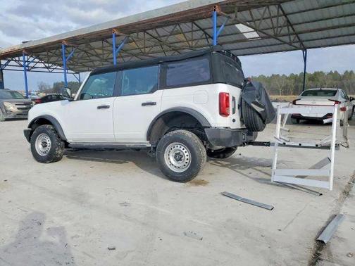 White 2025 Ford Bronco Base