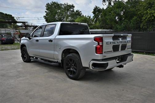 Silver 2022 Chevrolet Silverado 1500 Limited Custom