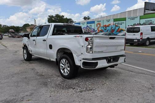 2022 Chevrolet Silverado 1500 Custom
