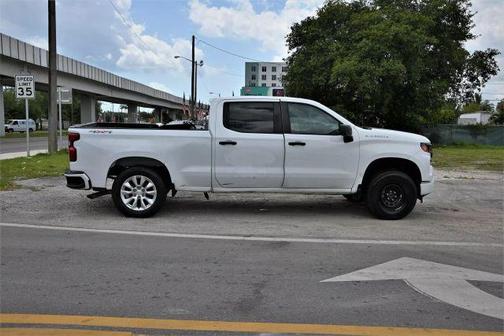 2022 Chevrolet Silverado 1500 Custom