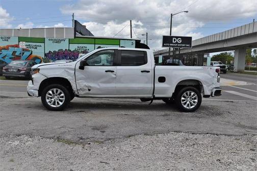 2022 Chevrolet Silverado 1500 Custom