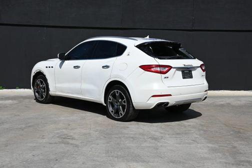 2017 Maserati Levante S