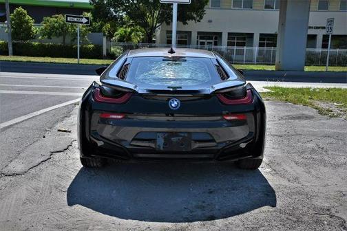 2017 BMW i8 Base