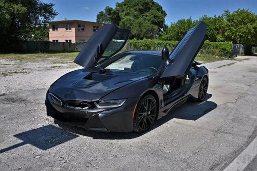 2017 BMW i8 Base