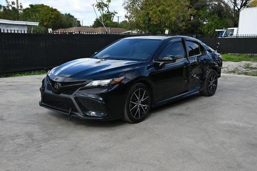 2021 Toyota Camry SE