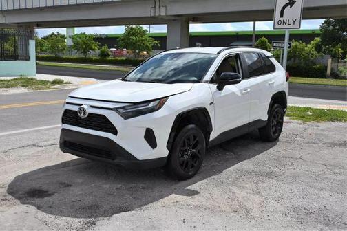 2022 Toyota RAV4 XLE