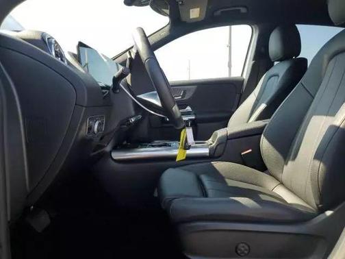 2025 Mercedes-Benz GLA 250 Base