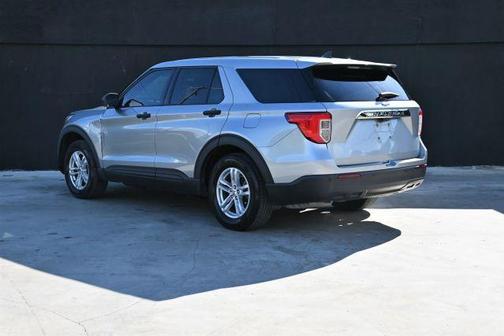 2022 Ford Explorer Base