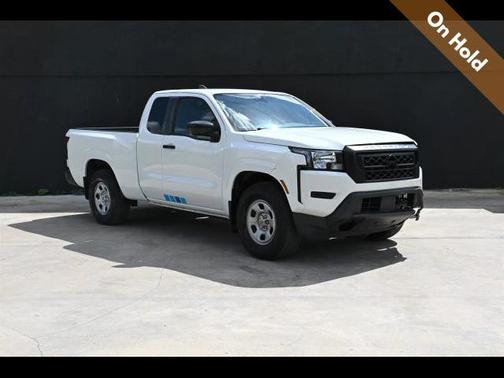 2022 Nissan Frontier S