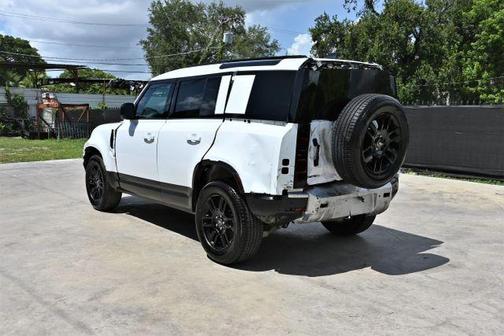 2025 Land Rover Defender P300