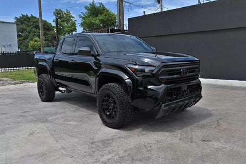 2024 Toyota Tacoma SR