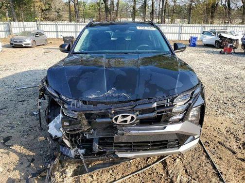 Black 2025 Hyundai TUCSON SEL