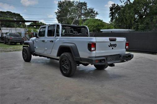 2023 Jeep Gladiator Sport