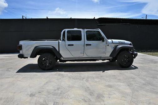 2023 Jeep Gladiator Sport