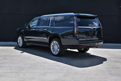 2020 Cadillac Escalade ESV Platinum