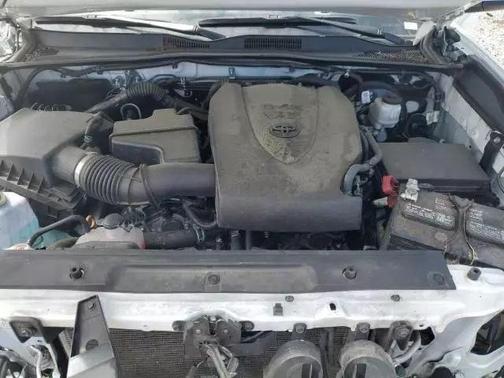 2023 Toyota Tacoma SR