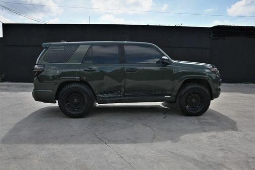 Green 2022 Toyota 4Runner Limited