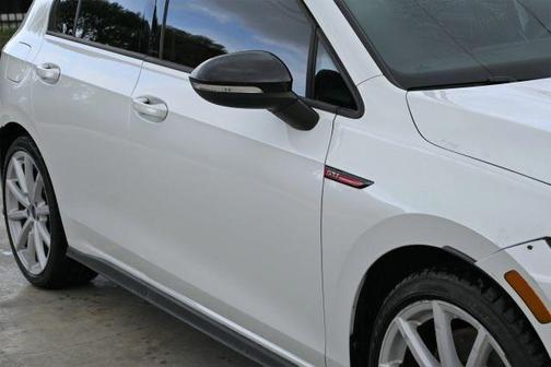 2024 Volkswagen Golf GTI 2.0T 380 SE