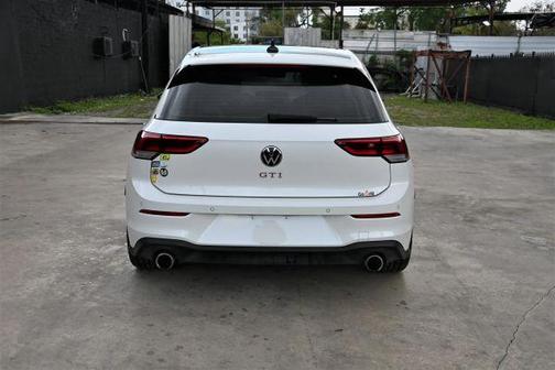 2024 Volkswagen Golf GTI 2.0T 380 SE