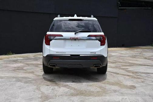 2021 GMC Acadia AT4