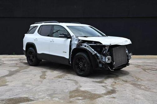 2021 GMC Acadia AT4