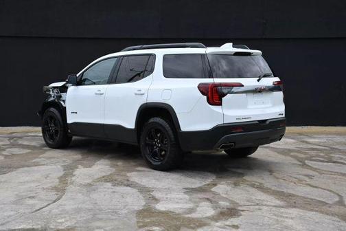 2021 GMC Acadia AT4