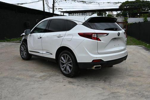 White 2022 Acura RDX Technology Package