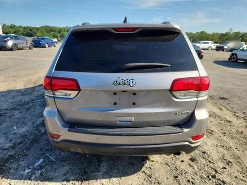 2020 Jeep Grand Cherokee Laredo