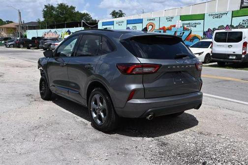 2024 Ford Escape ST-Line