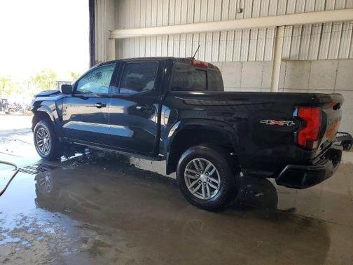 Black 2024 Chevrolet Colorado LT