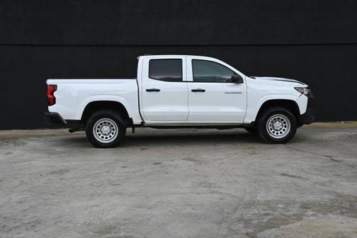2024 Chevrolet Colorado WT