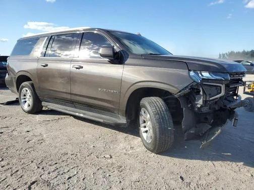 2021 Chevrolet Suburban LT