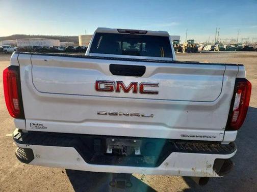 White 2023 GMC Sierra 2500 Denali