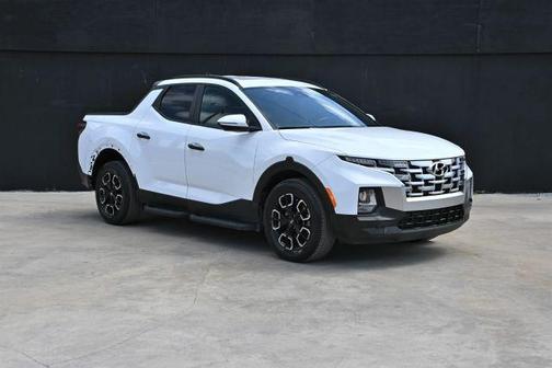 White 2023 Hyundai SANTA CRUZ 2.5L SEL