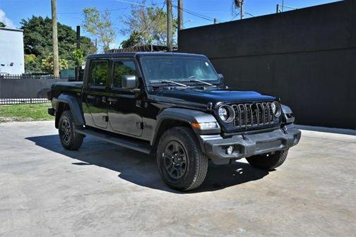 2024 Jeep Gladiator Sport