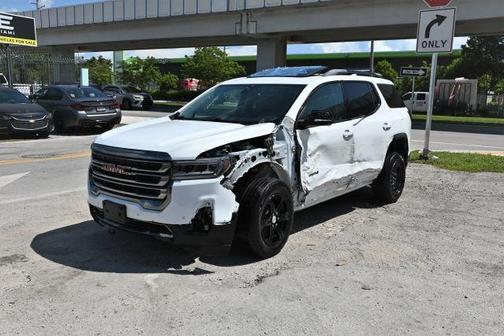 2020 GMC Acadia AT4