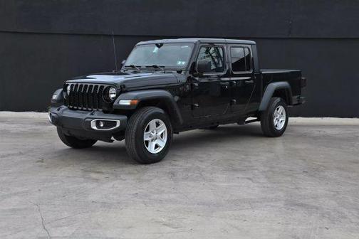 2023 Jeep Gladiator Sport
