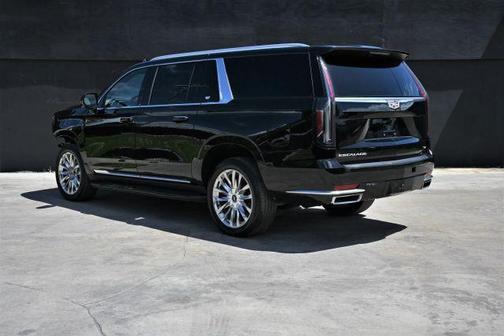 2022 Cadillac Escalade ESV Premium Luxury