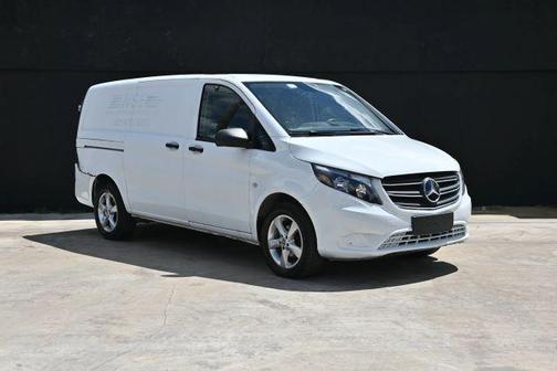 2020 Mercedes-Benz Metris Base
