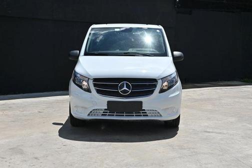 2020 Mercedes-Benz Metris Base