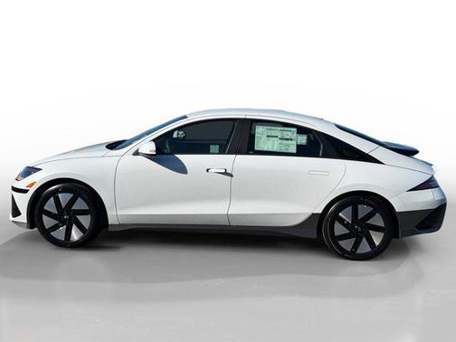 2025 Hyundai IONIQ 6 SE