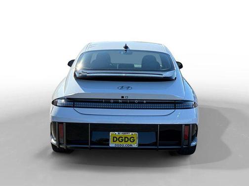 2025 Hyundai IONIQ 6 SE