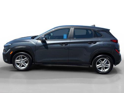 2022 Hyundai KONA SE