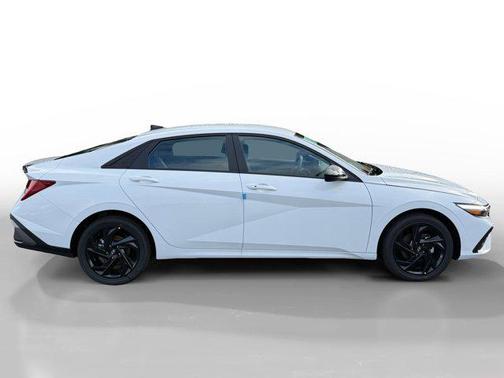 2026 Hyundai ELANTRA HEV SEL Sport