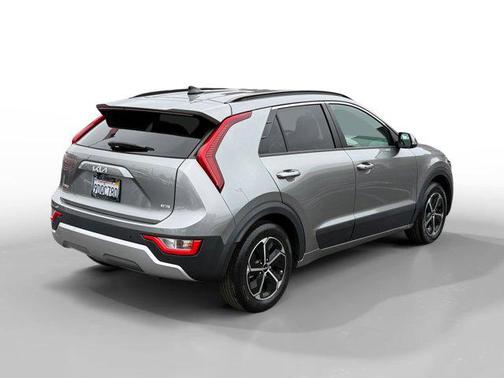 2023 Kia Niro EX