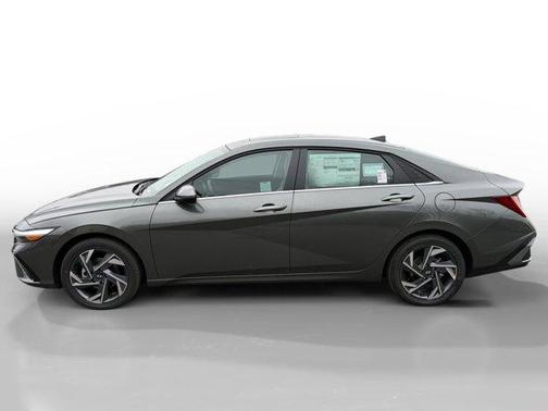 2026 Hyundai ELANTRA HEV Limited